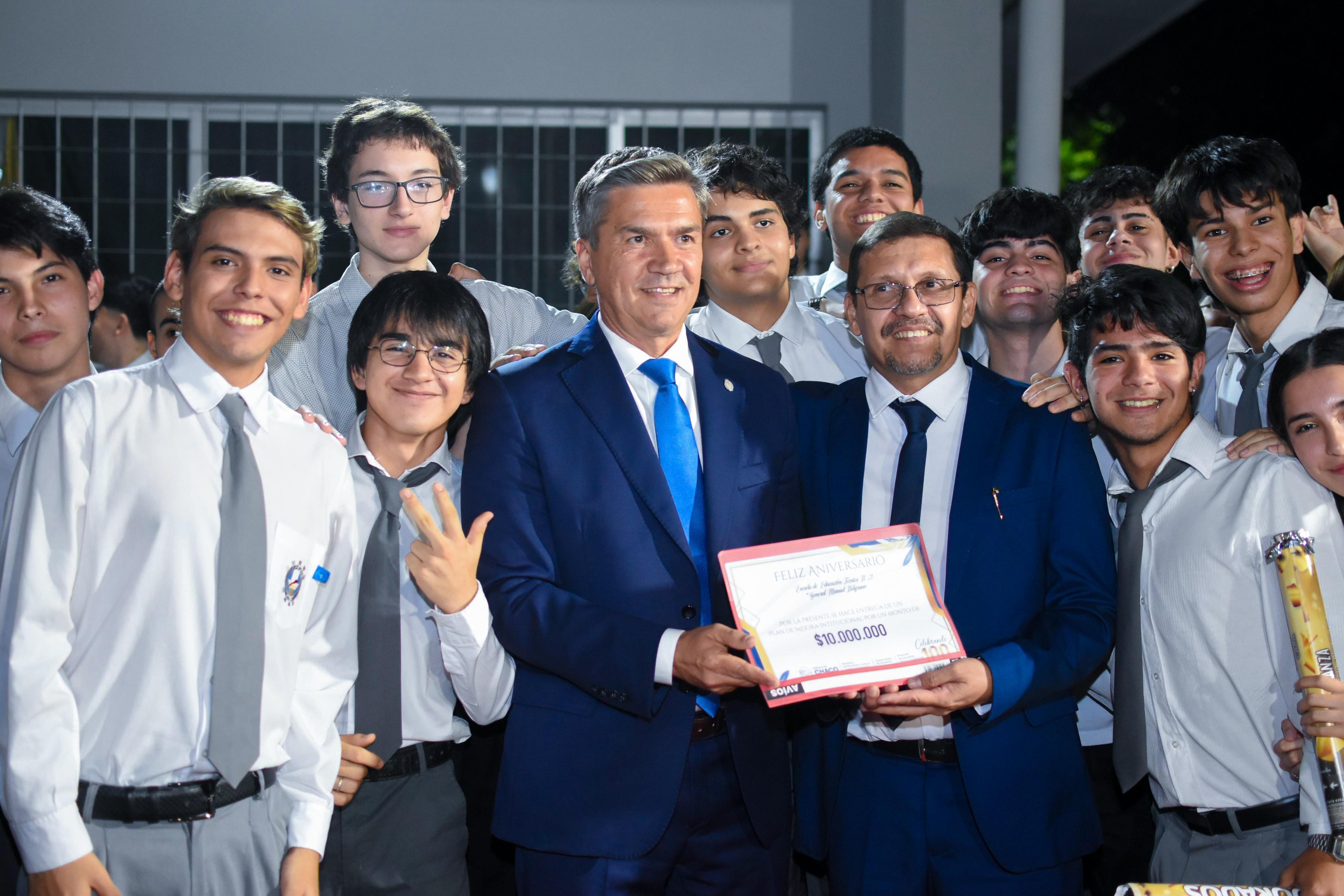 *EL GOBERNADOR ZDERO ACOMPAÑÓ LOS 100 AÑOS DE LA ESCUELA TÉCNICA Nº 21 “GRAL. MANUEL BELGRANO”*