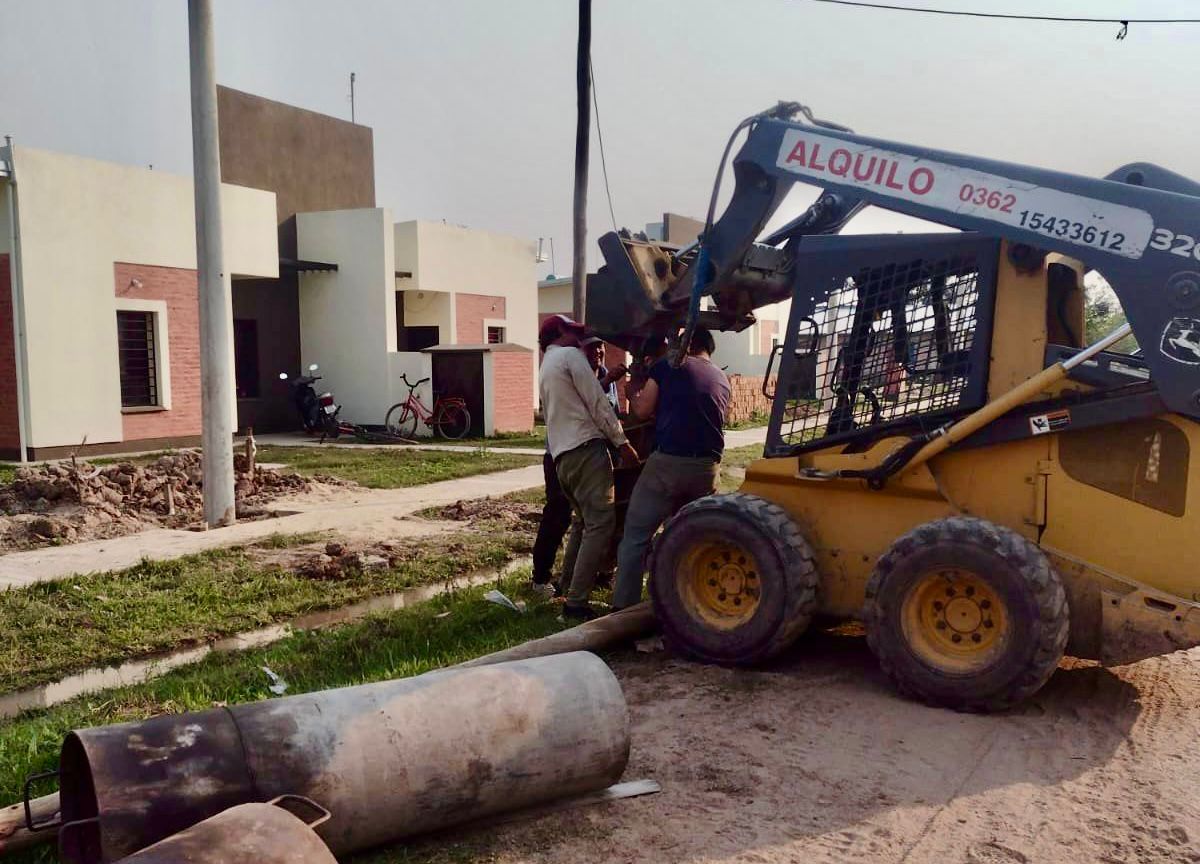 PUERTO BERMEJO: EL GOBIERNO PROVINCIAL AVANZA CON OBRAS DE INFRAESTRUCTURA