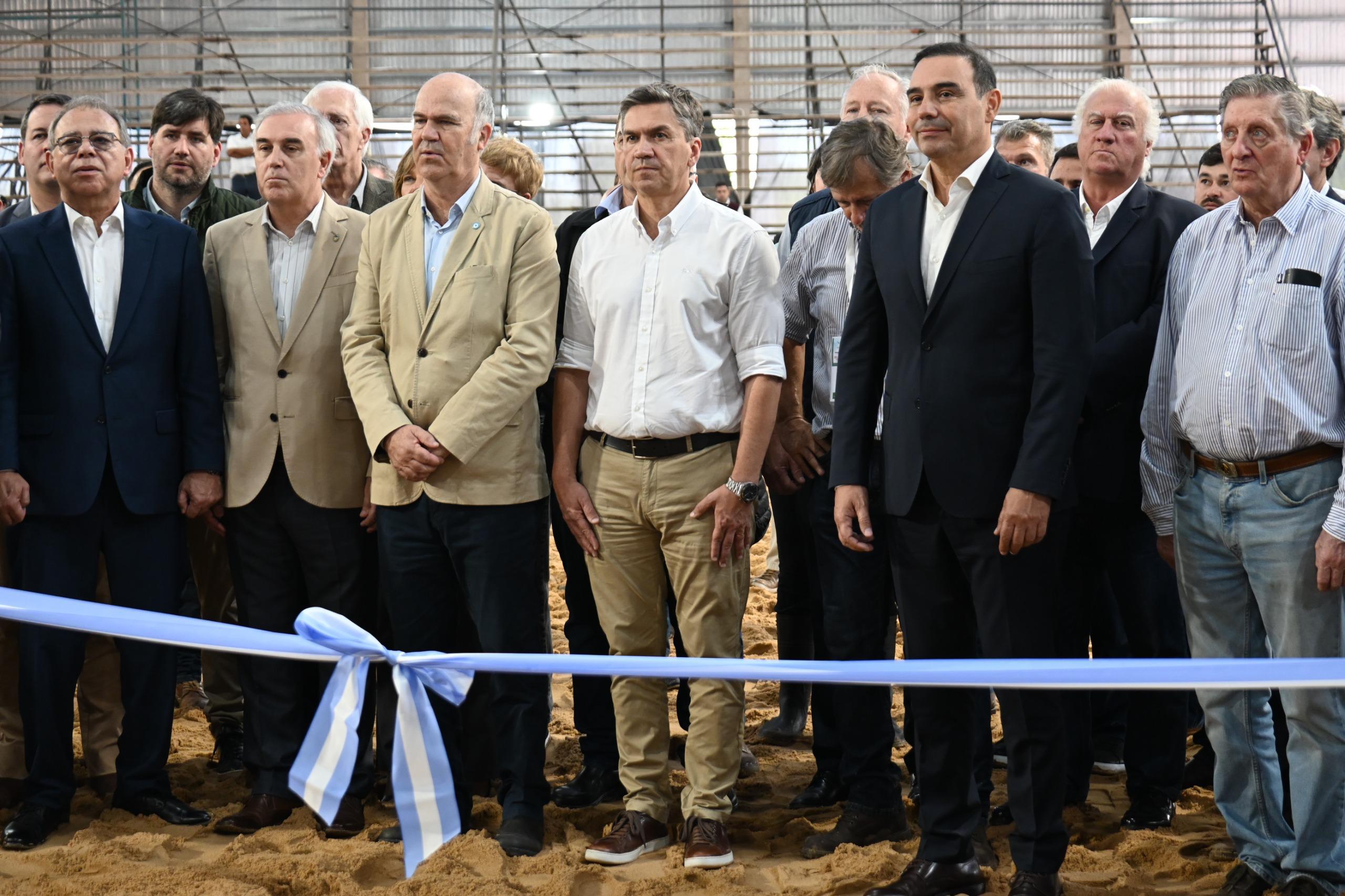 CORRIENTES: EL GOBERNADOR ZDERO ACOMPAÑÓ LA APERTURA DE LA 22° EXPOSICIÓN NACIONAL BRAFORD EN LA SOCIEDAD RURAL