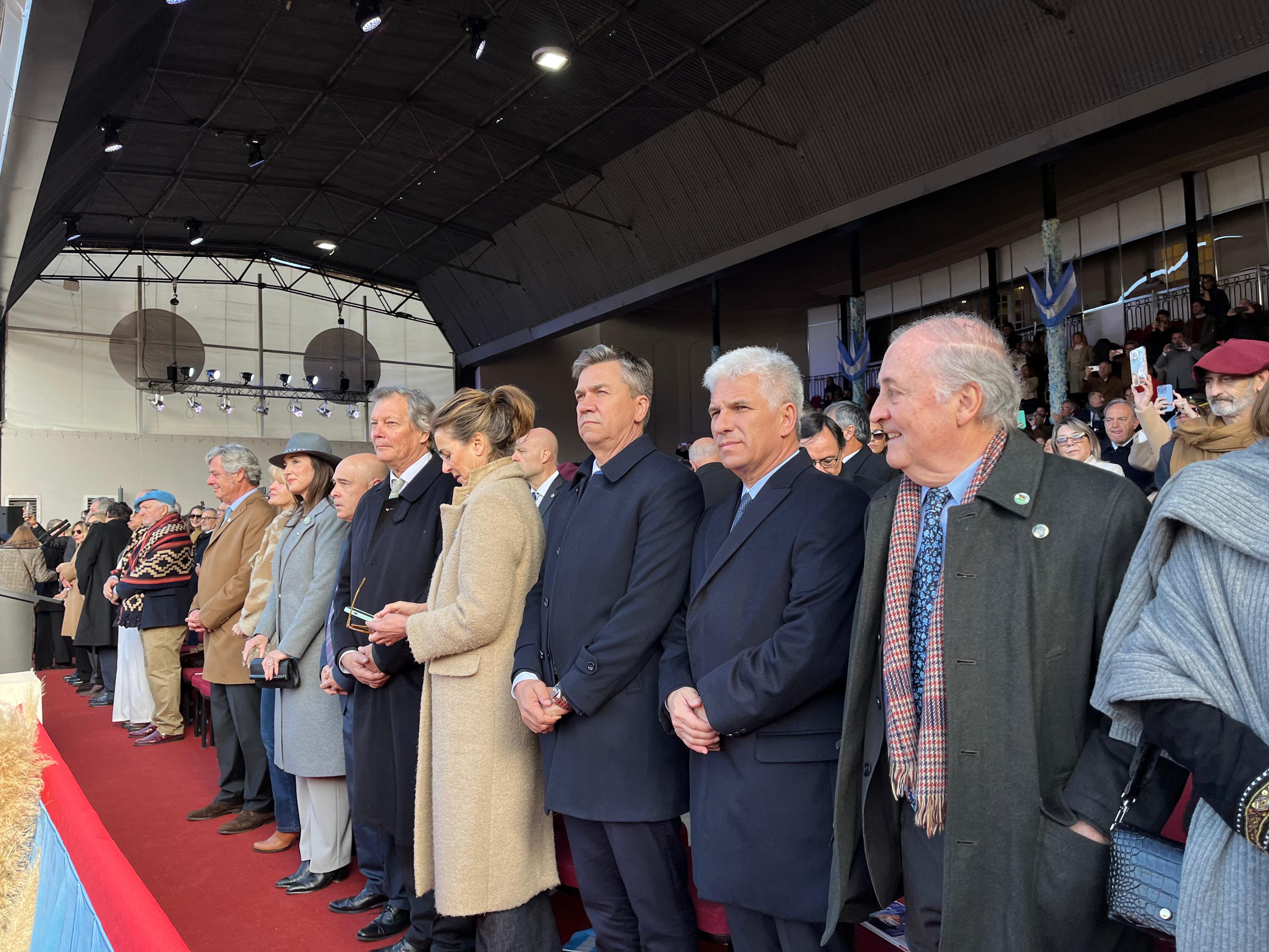 *BS. AS: EL GOBERNADOR ZDERO ACOMPAÑÓ EL ACTO DE APERTURA DE LA 136° EXPOSICIÓN RURAL*