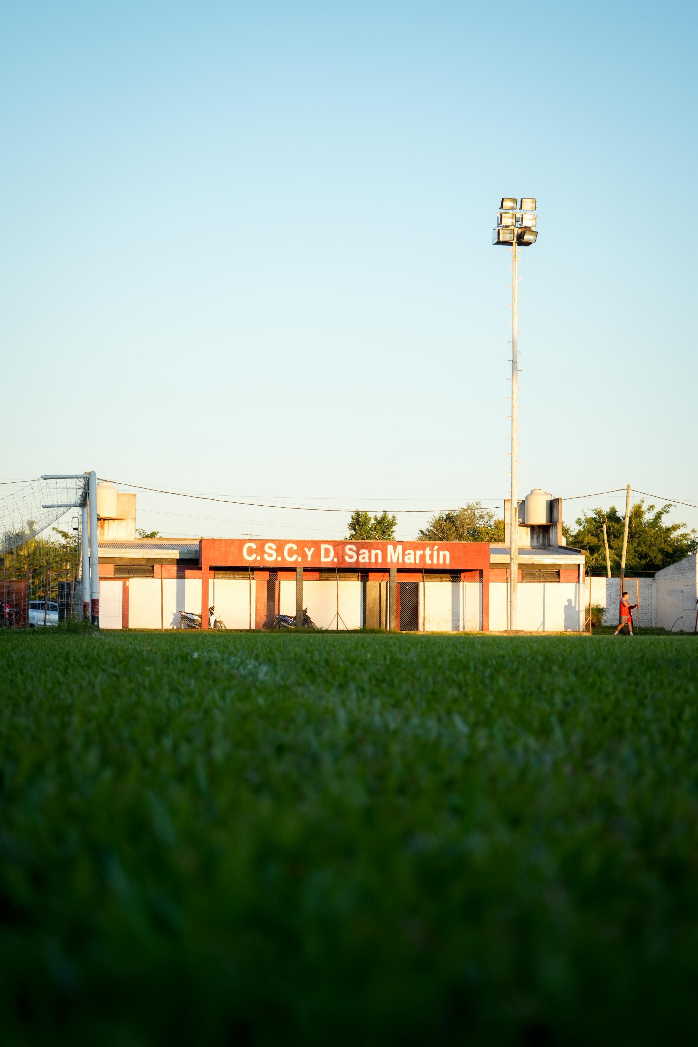 *EL GOBERNADOR ZDERO ANUNCI&Oacute; IMPORTANTES OBRAS PARA EL CLUB SAN MART&Iacute;N DE MARGARITA BEL&Eacute;N*