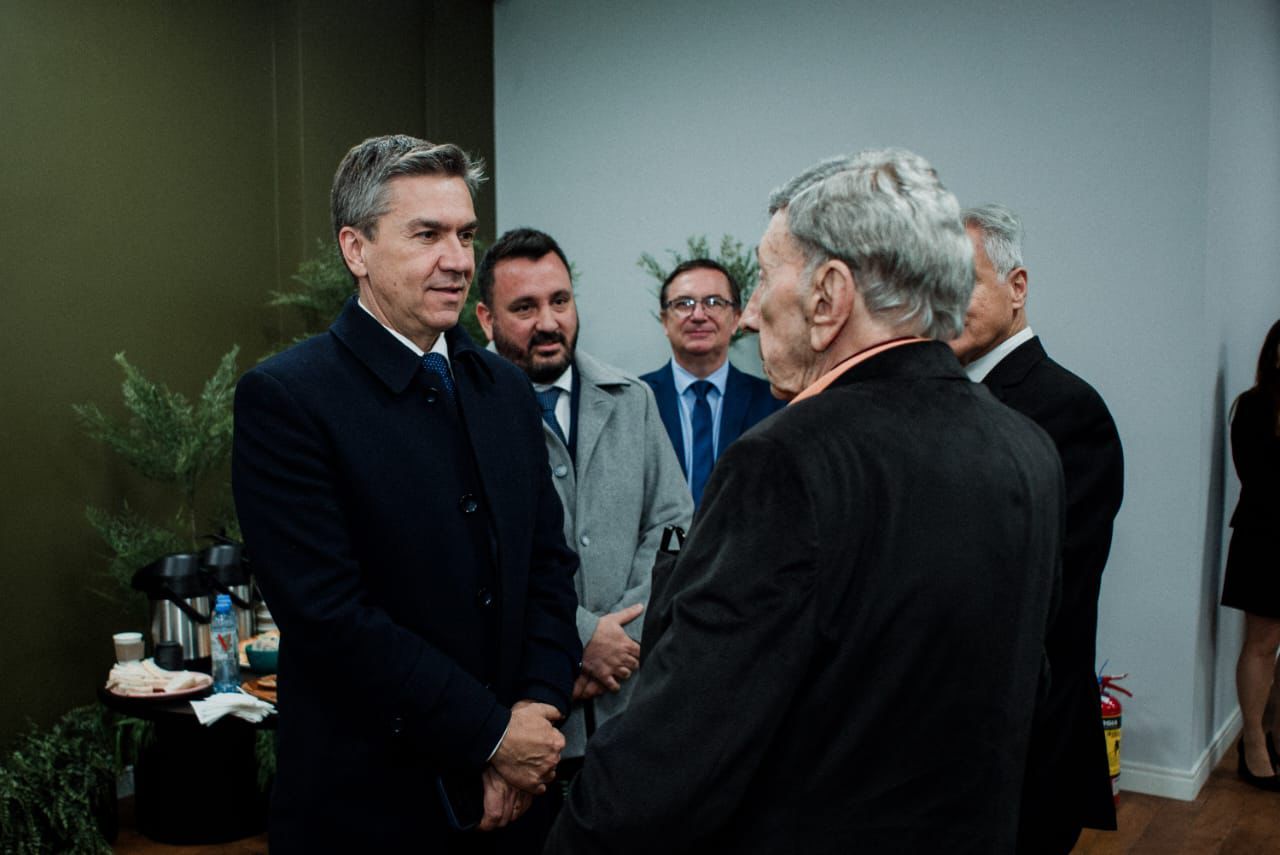*EL NUEVO BANCO DEL CHACO RENOV&Oacute; SU SUCURSAL EN BUENOS AIRES JUNTO A LUIS LANDRISCINA*