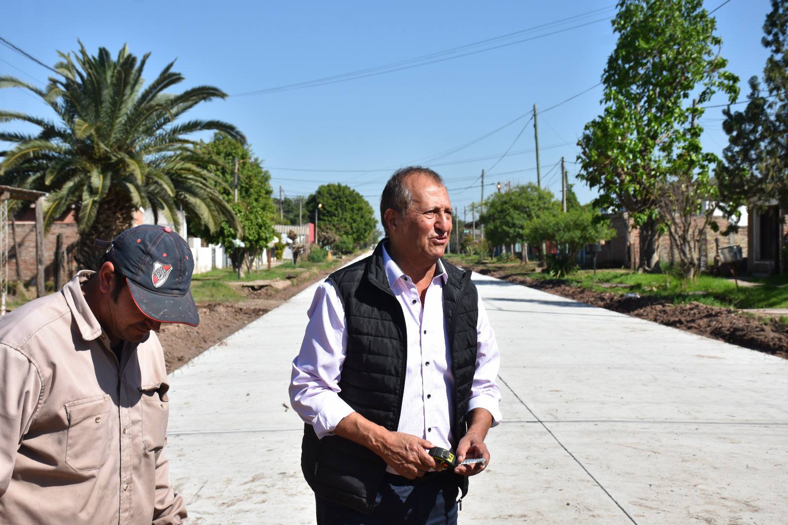PAPP DESTACÓ EL AVANCE DEL PAVIMENTO EN CALLE MAIPÚ QUE CONECTA ESCUELAS Y MEJORA LA TRANSITABILIDAD