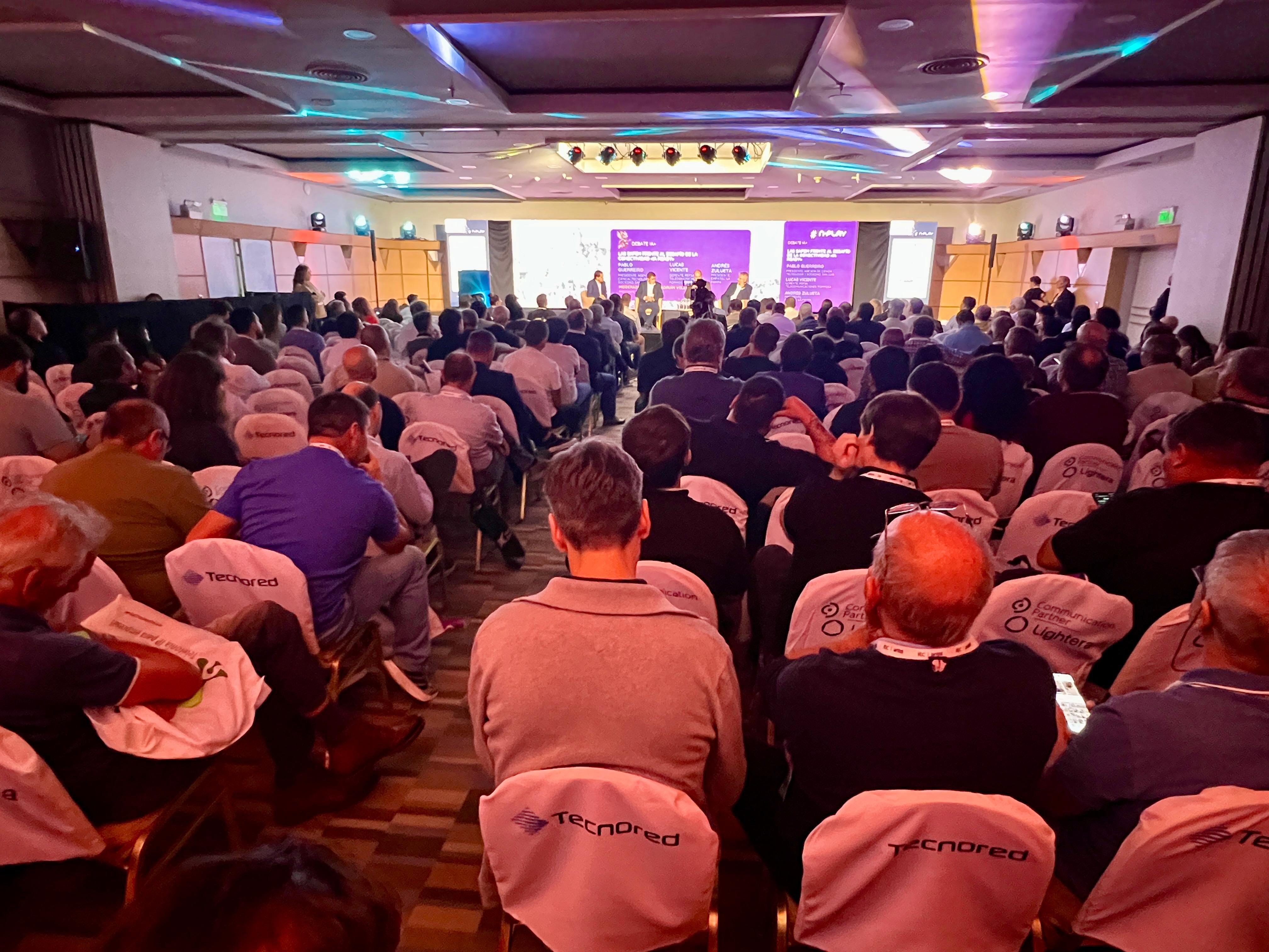 *ECOM CHACO PARTICIP&Oacute; EN NPLAY 2026 Y LIDER&Oacute; EL DEBATE SOBRE CONECTIVIDAD DE ALTA PERFORMANCE*