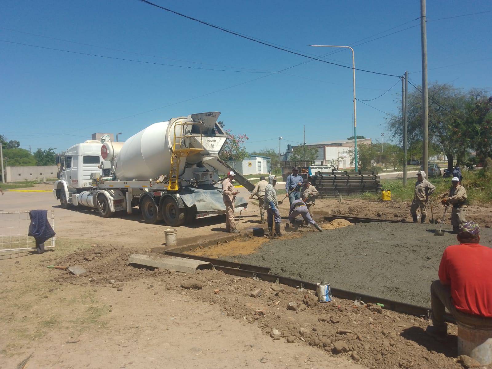 EN UN CONTEXTO ECONÓMICO ADVERSO, EL MUNICIPIO DE VILLA ÁNGELA CONTINÚA APOSTANDO A LA OBRA PÚBLICA POR ADMINISTRACIÓN