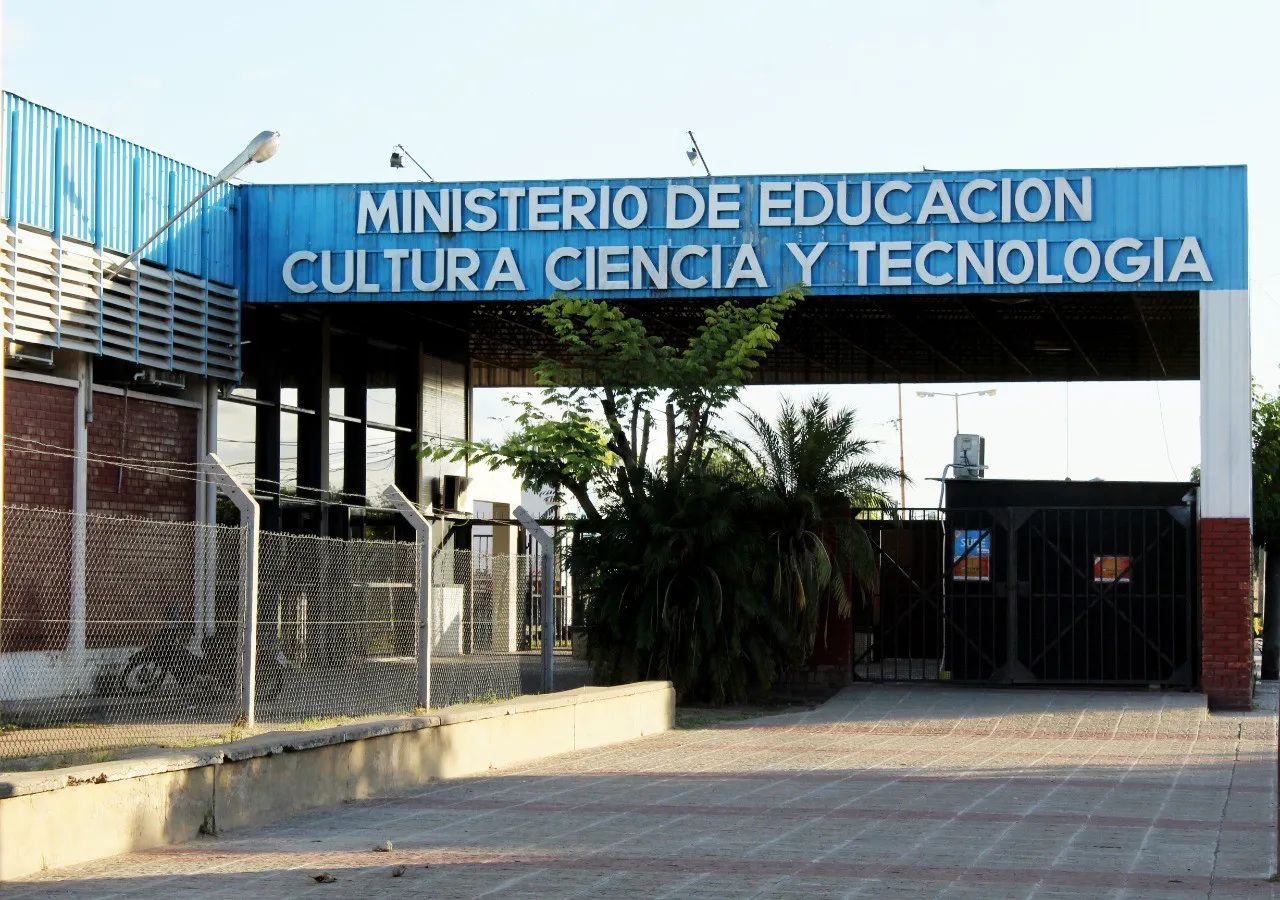 *EDUCACIÓN ANUNCIÓ LA TITULARIZACIÓN DE DOCENTES DE LA MODALIDAD BILINGÜE INTERCULTURAL INDÍGENA*