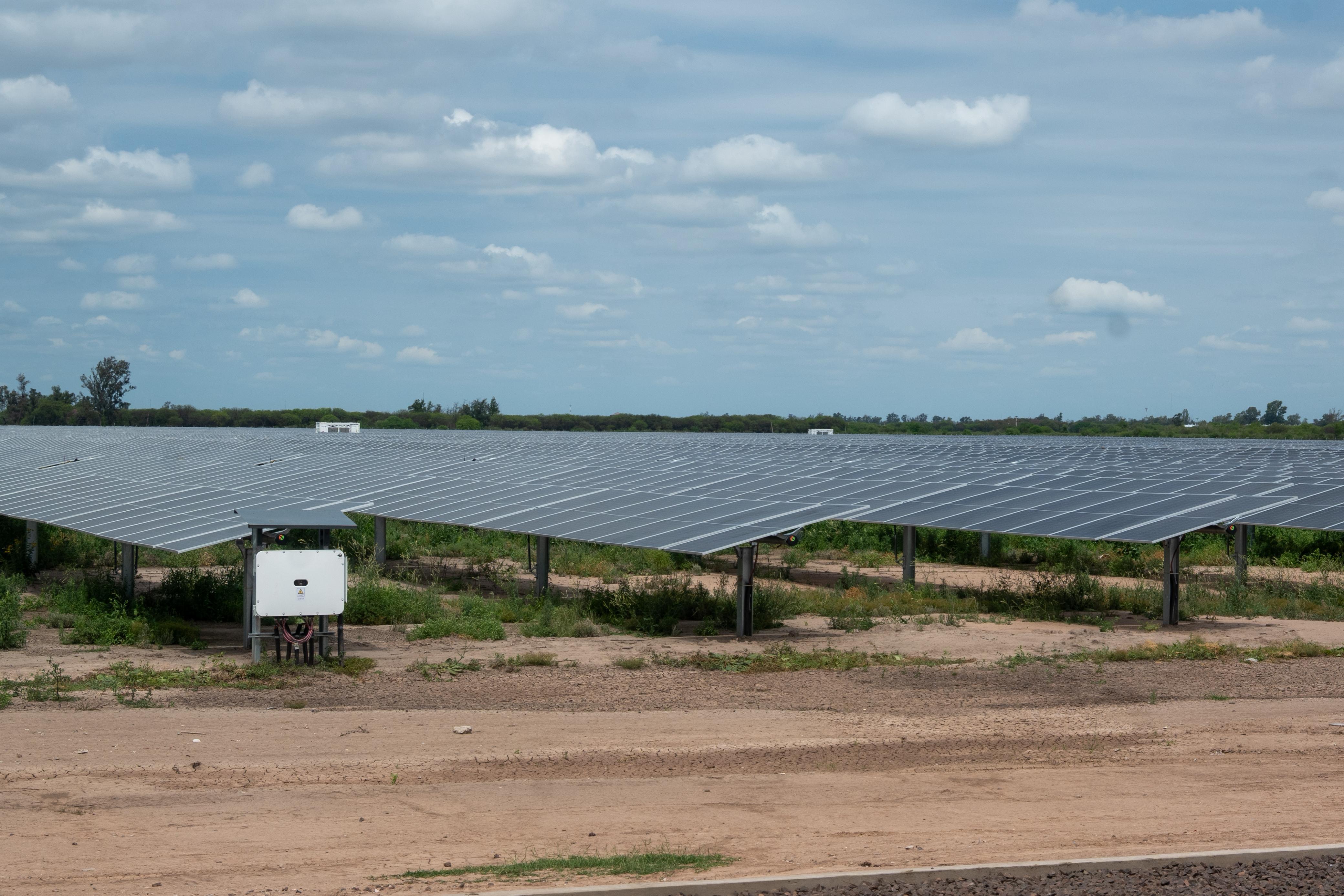 MÁS DE 103.000 PANELES SOLARES EN VILLA ÁNGELA: TRANSFORMANDO LA MATRIZ ENERGÉTICA DEL CHACO