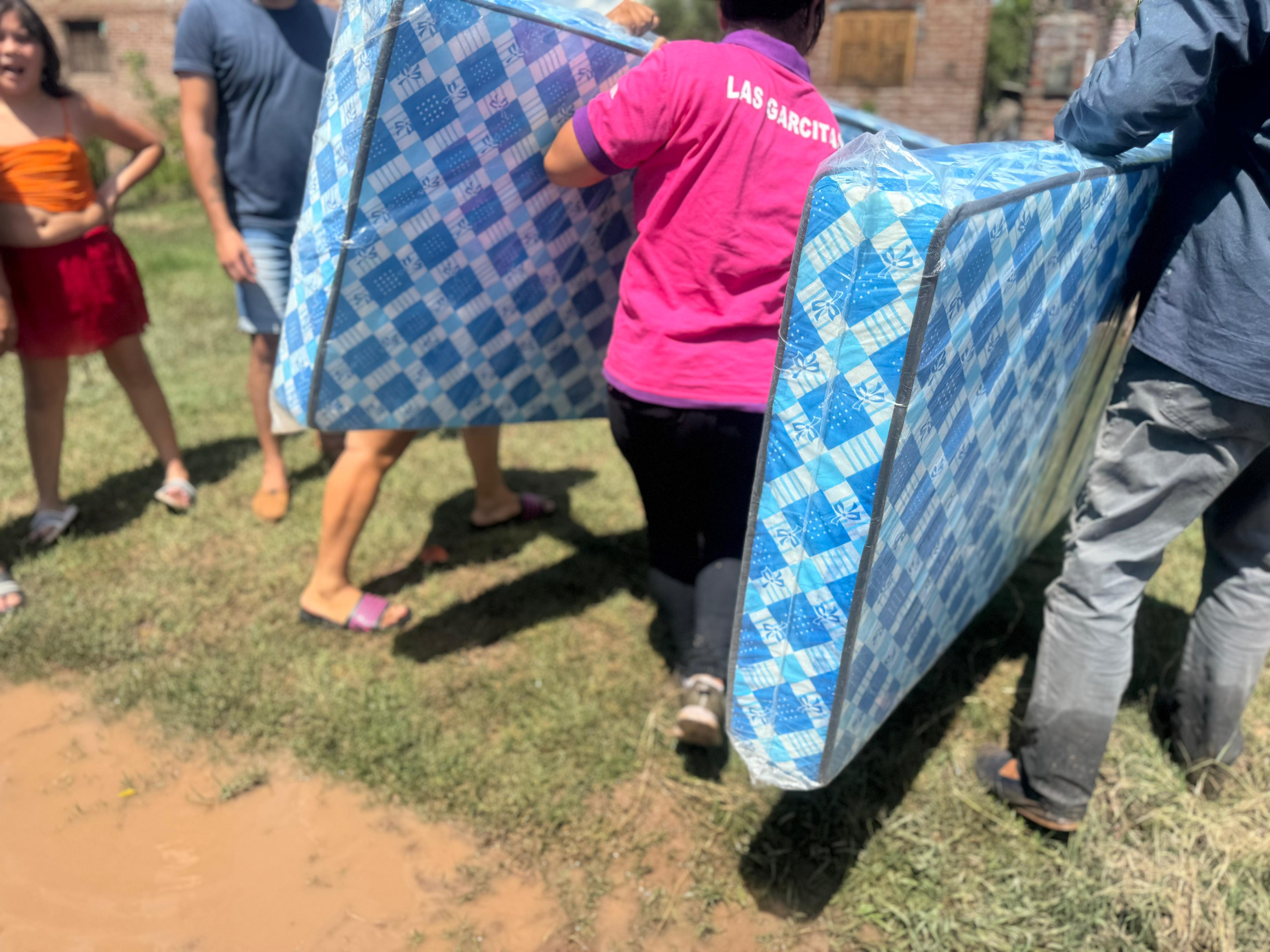 *EL GOBIERNO PROVINCIAL INTENSIFICA SU PRESENCIA TERRITORIAL CON MAYOR ASISTENCIA A FAMILIAS AFECTADAS POR LAS LLUVIAS*